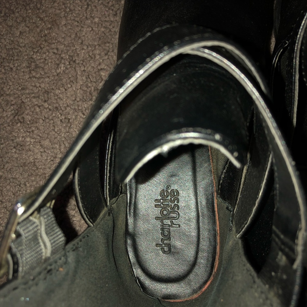 Black Booties. - Picture 4 of 4